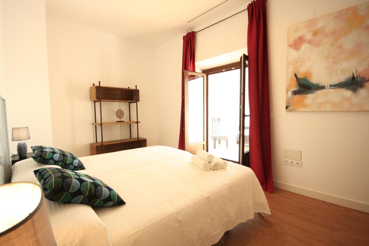 Apartamentos Setas Center Seville Exterior photo