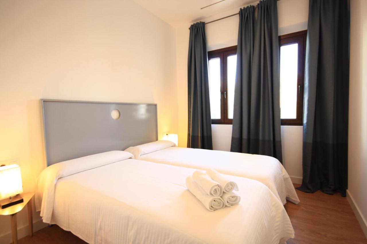Apartamentos Setas Center Seville Exterior photo