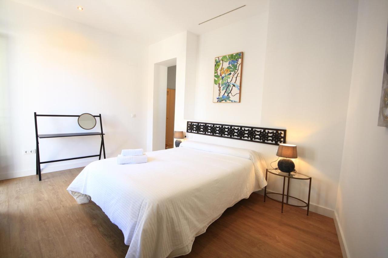 Apartamentos Setas Center Seville Exterior photo